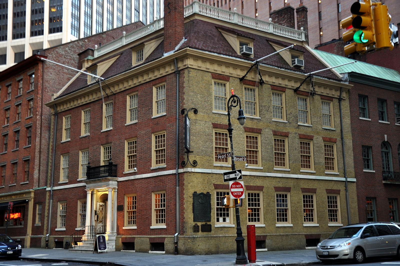 Fraunces Tavern In NYC Where Dining And History Meet The Wall Street 