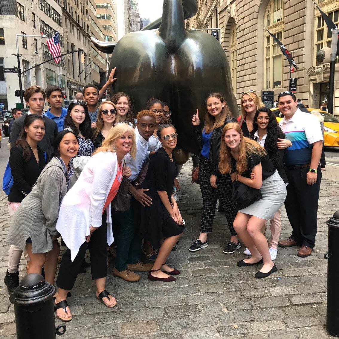 Group photo with Charging Bull